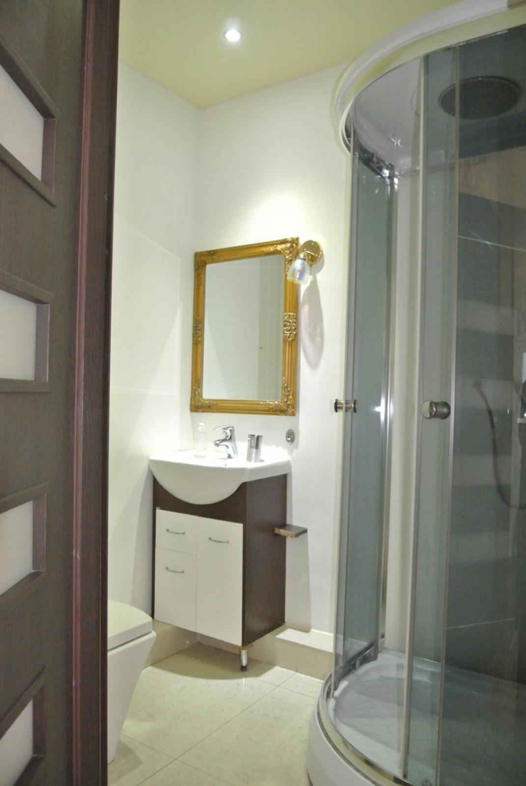 Panoramic View Apartment Poznyaky 基輔 外观 照片